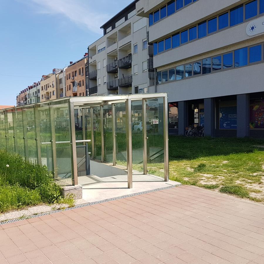 אוסילק Apartment Viktor,Parking מראה חיצוני תמונה